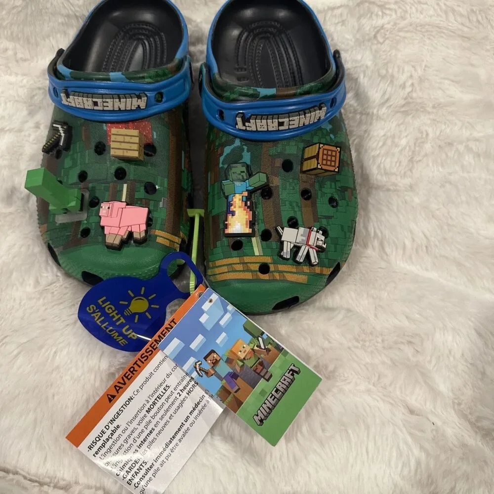 Minecraft Kids' Croc: Meets Adventure!- LIMITED EDITION light up Beach Shoes - Picture 1 of 5